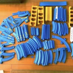 プラレール 大量レールのサムネイル