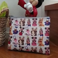 ディズニー実写合皮生地　ハンドメイドポーチ　ミッキー　ミニー　ドナルドのサムネイル
