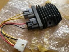 MOSFETヤマハ純正品FH020AA レギュレーター 本体 - メルカリ