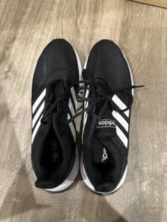 adidas スニーカー ブラック×ホワイトのサムネイル