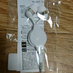 リール付きイヤホン ホワイトのサムネイル