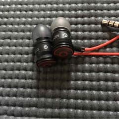 urbeats イヤホンのサムネイル