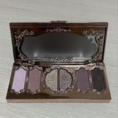 フラワーノーズ 胡蝶雲肩 6色アイシャドウパレット 03 香炉紫煙のサムネイル