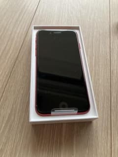 iPhone SE 第2世代 (SE2) レッド 64 GB auのサムネイル
