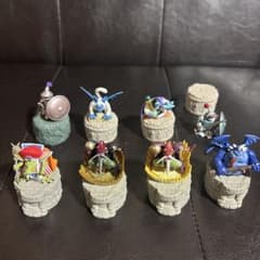 ドラクエ　モンスター　ボトルキャップ8体セットのサムネイル