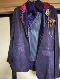 不破湊 ホストver衣装のサムネイル