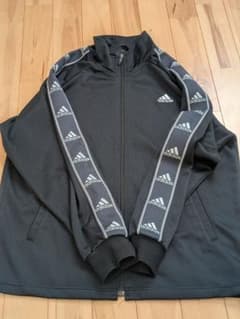 adidas ジャージ　トラックジャケット　黒　Lのサムネイル