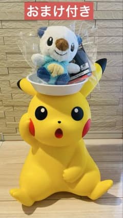 ポケモンくじ　ラストワン賞　ミニトレーつきピカチュウソフビフィギュア➕おまけ付きのサムネイル