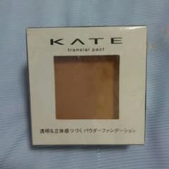 しぃ様専用KATE  パウダーファンデーションのサムネイル