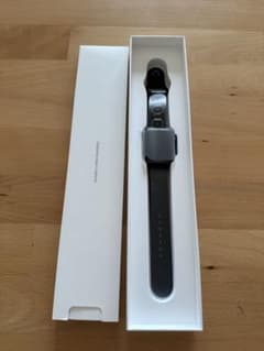 Apple Watch Series 3 GPSモデル　42mm スペースグレーのサムネイル