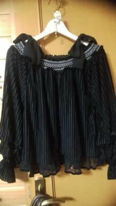 axes femme 縦柄ベロアオフショルプルオーバーのサムネイル