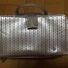 ATTENIR(アテニア)ポーチ   美品のサムネイル