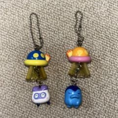 たまごっちUFOキーホルダー 2個セットのサムネイル