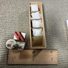 九谷焼 蓋付湯呑 5客セット 木箱入りのサムネイル