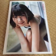 宮脇咲良ファースト写真集のサムネイル