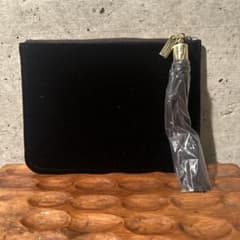 MARC JACOBS DECADENCE ポーチ 黒　ベロア　非売品　タッセルのサムネイル
