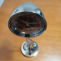 新品　スタンドアラームクロックトール　オシャレ時計タグありのサムネイル