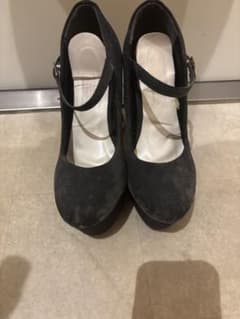 厚底 ブラック　ピンヒール　ヒールのサムネイル