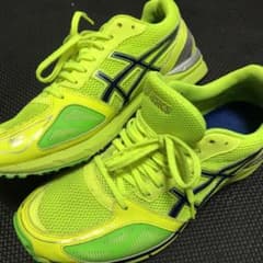 アシックス　asics ランニングシューズのサムネイル