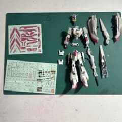 RG ガンプラ　ゼータガンダム　Zガンダム 3号機　ジャンクのサムネイル
