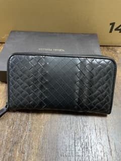 BOTTEGA VENETA イントレチャート ラウンドファスナー長財布 - メルカリ