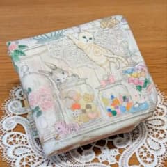 ふわふわガーゼハンカチ⭐️ユキエモン☆キャビネット ホワイト