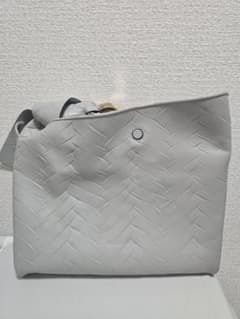 美品☆JW Anderson チェーンハンドル MADE IN SPAIN - メルカリ