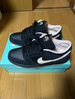 NIKE ナイキ スニーカーのサムネイル
