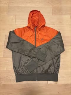 Nike ウィンドブレーカーのサムネイル