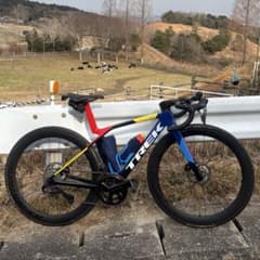TREK MADONE SLR7 XS Team replica - メルカリ