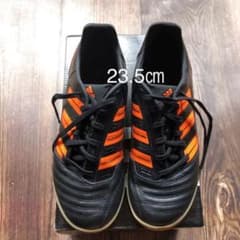 スニーカー フットサルシューズ 運動靴 アディダスプレデター 23.5㎝のサムネイル