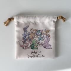 ダッフィー＆フレンズ 巾着 Where Smiles Grow