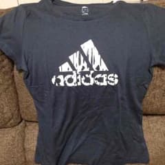 adidas Tシャツのサムネイル