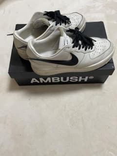AMBUSH Nike Air Force 1 ホワイト/ブラックのサムネイル