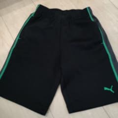 プーマ　ハーフパンツ　130cmのサムネイル