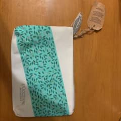 ロクシタンノベルティポーチのサムネイル