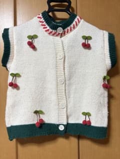 子供服 さくらんぼモチーフ ニットカーディガンのサムネイル