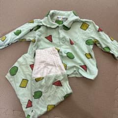 クレヨンしんちゃん　パジャマ　80 ベビー　キッズ　長袖　男の子　女の子　腹巻きのサムネイル