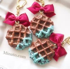 ハンドメイド♥︎チョコミントワッフルのサムネイル