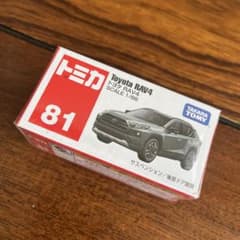タカラトミー トミカ No.81 トヨタ RAV4 箱のサムネイル