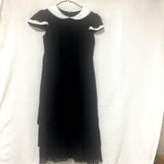 に*じ様 女児　黒ワンピース　150㎝のサムネイル