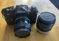 Canon F-1 広角24mm、50mmマクロレンズ付 Canon F-1 一眼レフカメラ 広角24mm、50mmマクロレンズ付き - メルカリ