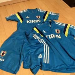 サッカー日本代表のサムネイル