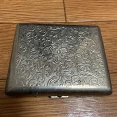 ビンテージ風シガレットケースのサムネイル