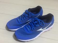 ギ*タ様 MIZUNOメンズ ランニングシューズのサムネイル