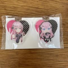 巡音ルカ アクリルバッジ 2種セットのサムネイル