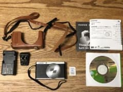 FUJIFILM XF1 デジタルカメラのサムネイル