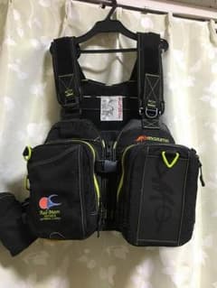 マズメ REDMOON EXTREME LJ3RD  フローティングベストのサムネイル