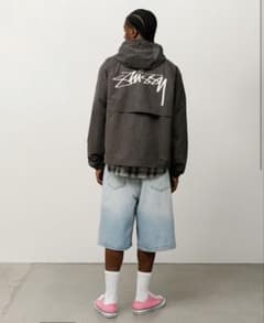 Stussy グレー ナイロンジャケット フード付きのサムネイル