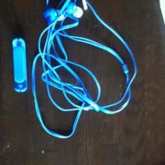 SONYのイヤホンのサムネイル